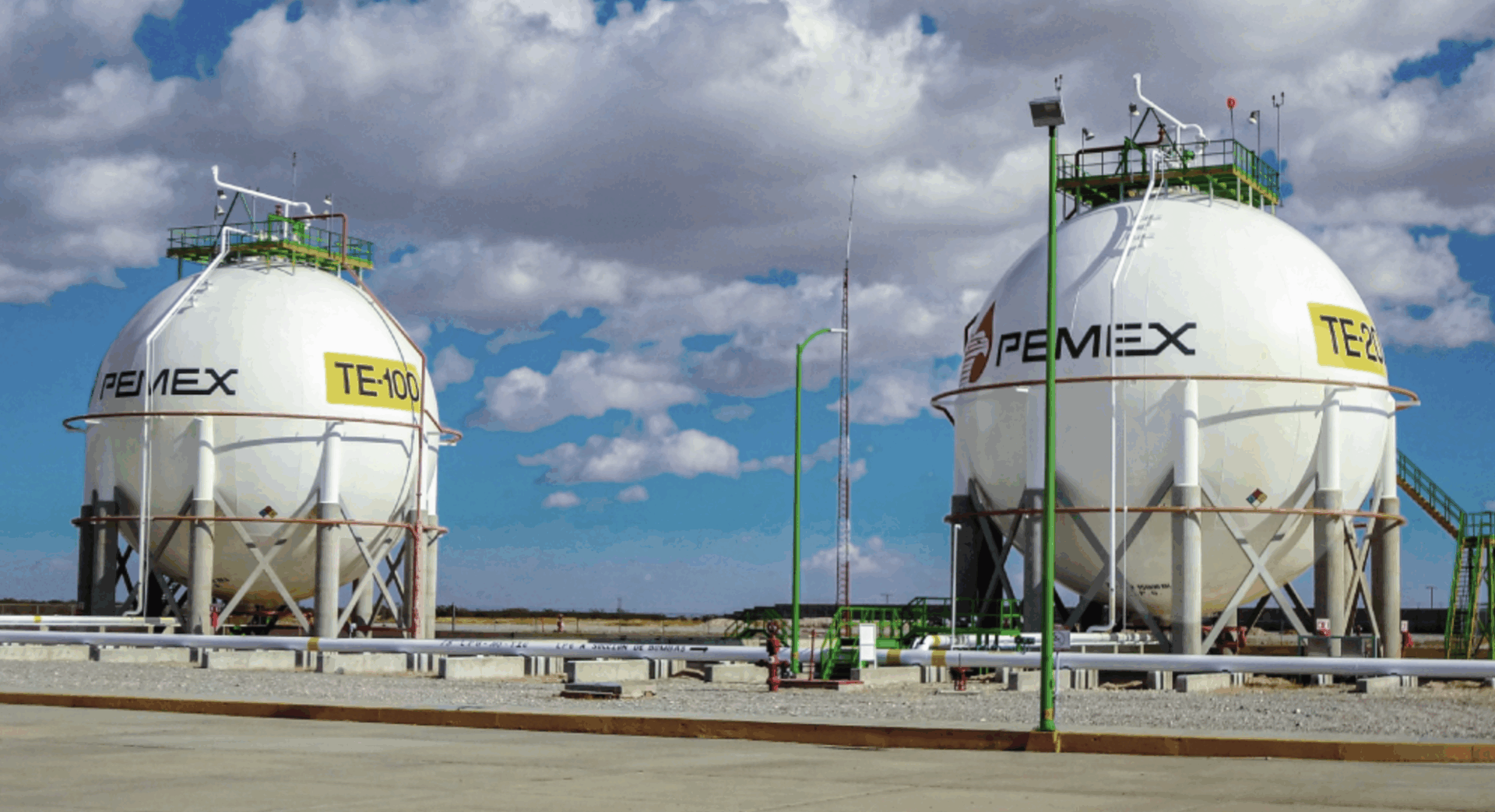 emisión de notas P-cap por Hacienda para Pemex